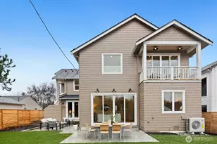 8221 22nd Ave NE, Seattle, WA 98115 - Photo 34