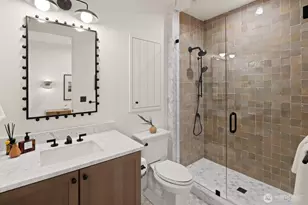 8221 22nd Ave NE, Seattle, WA 98115 - Photo 16