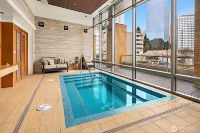 10650 NE 9th Place #2524, Bellevue, WA 98004 - Photo 38