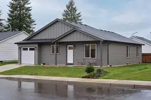 1015 Peach Rd, Winlock, WA 98596 - Photo 2