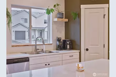 1015 Peach Road, Winlock, WA 98596 - Photo 12