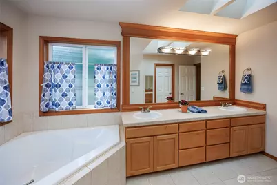 17001 31st Drive SE, Bothell, WA 98012 - Photo 24