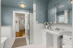 5241 16th Ave NE, Seattle, WA 98105 - Photo 16