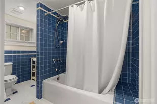 5241 16th Ave NE, Seattle, WA 98105 - Photo 26