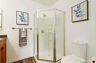 9009 Avondale Road NE, Redmond, WA 98052 - Photo 14