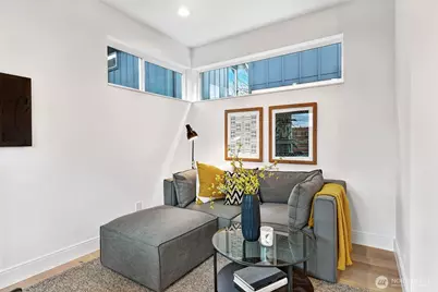 2006 B 19th Avenue S, Seattle, WA 98144 - Photo 6