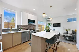 2006 B 19th Ave S, Seattle, WA 98144 - Photo 10