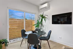 2006 B 19th Ave S, Seattle, WA 98144 - Photo 8