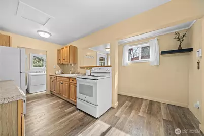 23711 Dorre Don Way SE, Maple Valley, WA 98038 - Photo 12