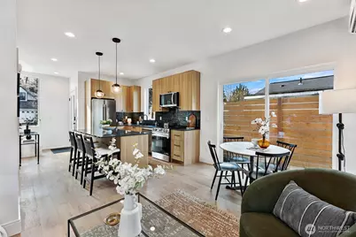 2006 A 19th Avenue S, Seattle, WA 98144 - Photo 8