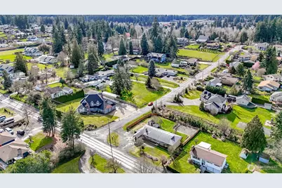 8520 Woodland Avenue E, Puyallup, WA 98371 - Photo 34