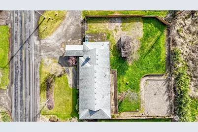 8520 Woodland Avenue E, Puyallup, WA 98371 - Photo 30