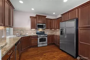 4611 Greenwood Dr SW, Olympia, WA 98502 - Photo 8