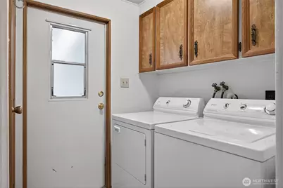 3323 207th Place SE, Bothell, WA 98012 - Photo 16