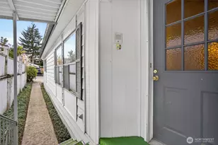 3323 207th Pl SE, Bothell, WA 98012 - Photo 6