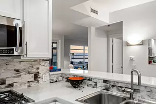 2801 1st Ave, Seattle, WA 98121 - Photo 18