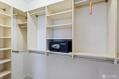 2801 1st Avenue #401, Seattle, WA 98121 - Photo 24