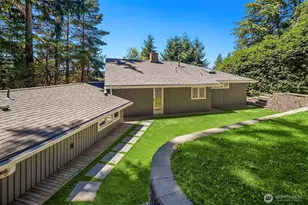 5610 W Mercer Way, Mercer Island, WA 98040 - Photo 26