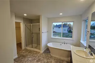 15820 Woodland Ct SE, Yelm, WA 98597 - Photo 10