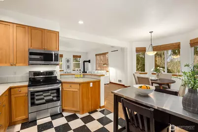 300 Wyatt Way NE #1, Bainbridge Island, WA 98110 - Photo 16