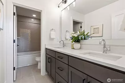 2582 136th Lane SE, Bellevue, WA 98005 - Photo 32