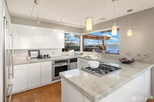 1621 10th St W, Kirkland, WA 98033 - Photo 12