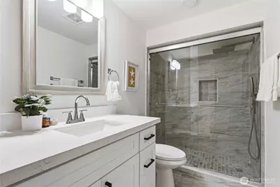 6015 116th Ave SE, Bellevue, WA 98006 - Photo 18