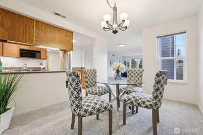 3935 226th Place SE #207, Issaquah, WA 98029 - Photo 8