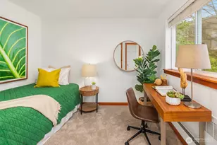 9418 Fremont Ave N, Seattle, WA 98103 - Photo 18