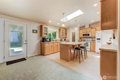 6712 243rd Avenue E, Buckley, WA 98321 - Photo 6