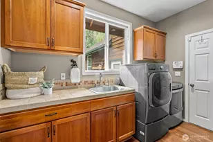 7139 NE Dolphin Dr, Bainbridge Island, WA 98110 - Photo 26