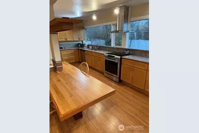 2700 123rd Avenue SE, Bellevue, WA 98005 - Photo 10