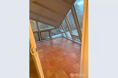 2700 123rd Avenue SE, Bellevue, WA 98005 - Photo 8