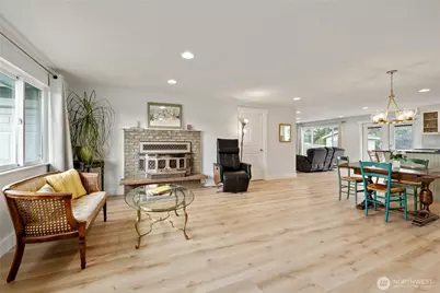 801 Livingston Bay Shore Drive, Camano Island, WA 98282 - Photo 10