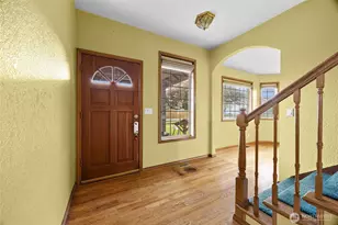 4802 51st St Ct E, Tacoma, WA 98443 - Photo 4