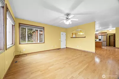 4802 51st Street Ct E, Tacoma, WA 98443 - Photo 10