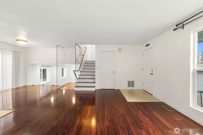 2702 Cedar Avenue S, Renton, WA 98055 - Photo 10