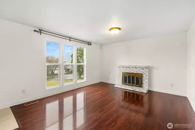 2702 Cedar Avenue S, Renton, WA 98055 - Photo 8