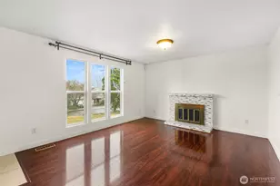 2702 Cedar Ave S, Renton, WA 98055 - Photo 8