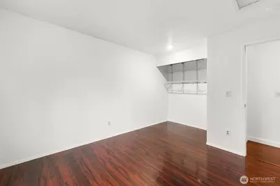 2702 Cedar Avenue S, Renton, WA 98055 - Photo 22