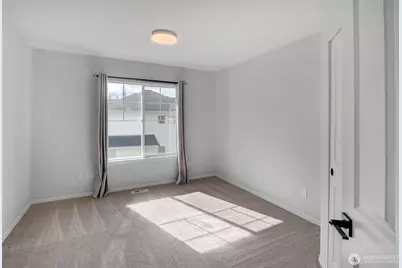 22718 SE 12th Place, Sammamish, WA 98075 - Photo 22