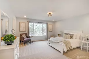 22718 SE 12th Pl, Sammamish, WA 98075 - Photo 16