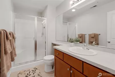 7208 James Place SE, Auburn, WA 98092 - Photo 28