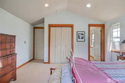 4415 40th Avenue SW, Seattle, WA 98116 - Photo 14