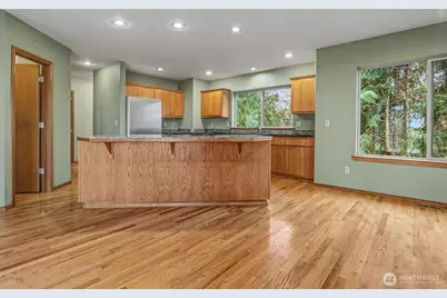 2710 Viewcrest Avenue, Everett, WA 98203 - Photo 18