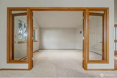 2710 Viewcrest Avenue, Everett, WA 98203 - Photo 12