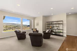 3045 Eastview Ln, Wenatchee, WA 98801 - Photo 12