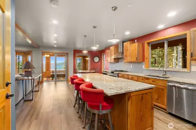 12511 Cole Point Drive, Anderson Island, WA 98303 - Photo 8