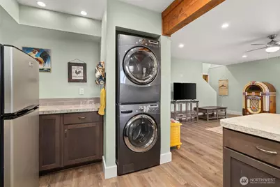 12511 Cole Point Drive, Anderson Island, WA 98303 - Photo 32