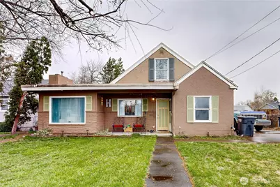 530 SW 4th Street, College Place, WA 99324 - Photo 1